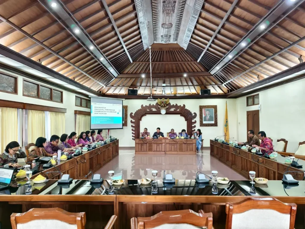 Rapat kerja Komisi IV DPRD Provinsi Bali dengan Dinas Sosial Pemberdayaan, Perempuan dan Perlin